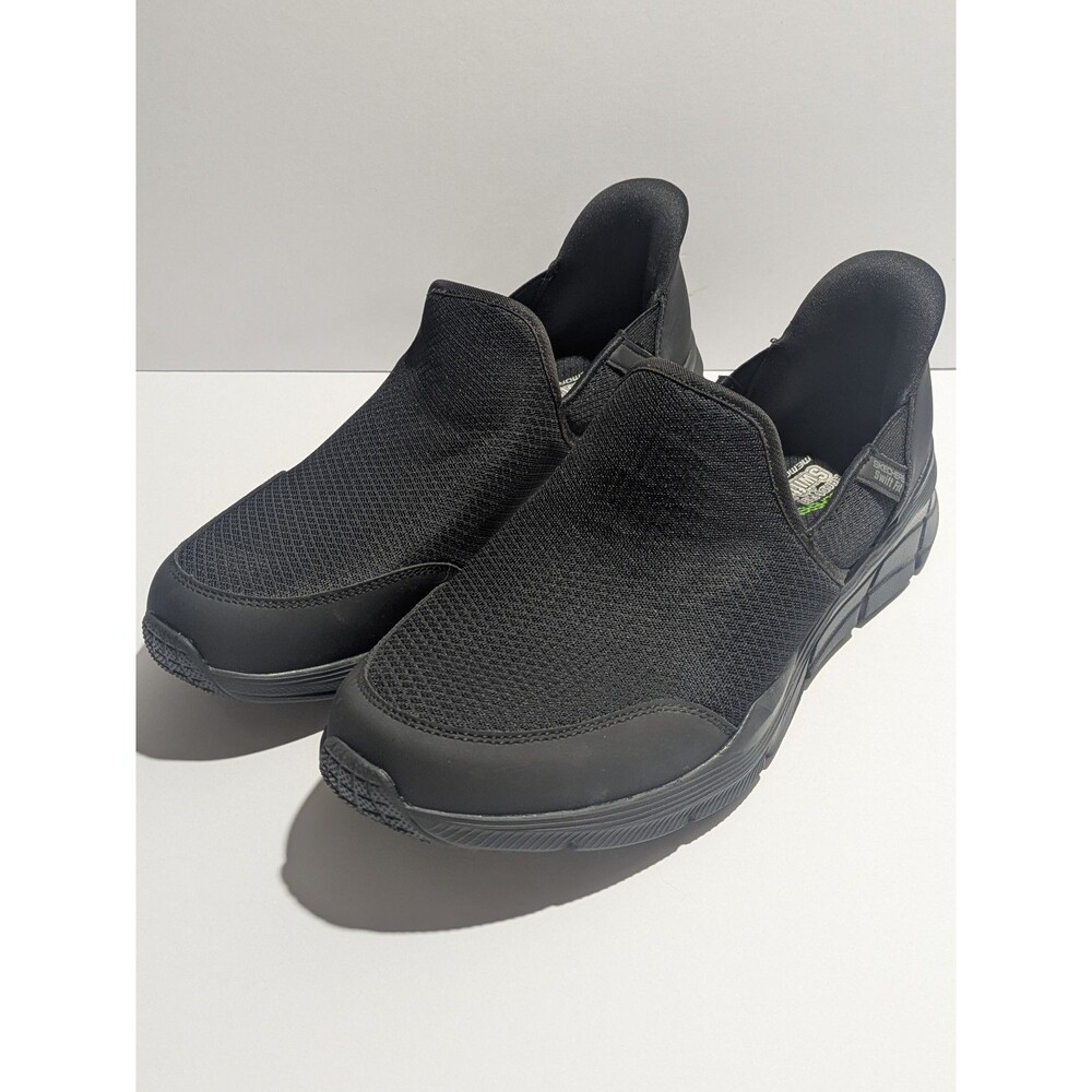 Skechers Relaxed Fit Black Slip On Walking Shoes Men's 11